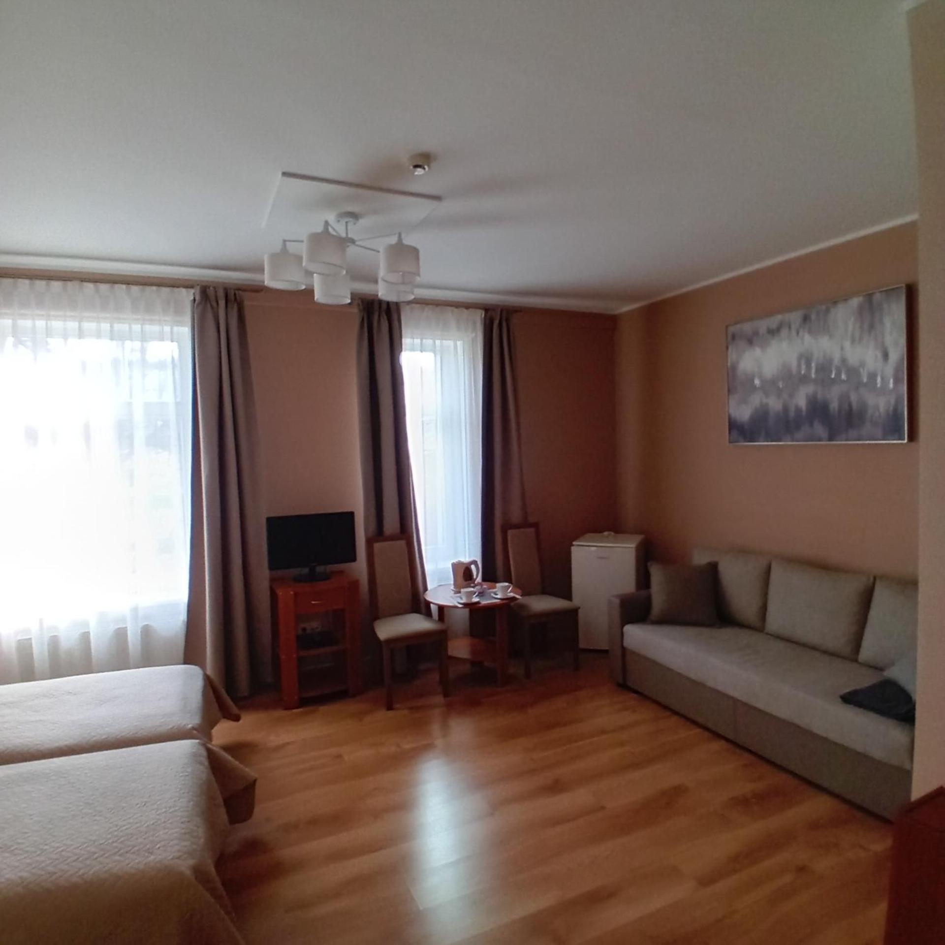 Juras Brize Hotel Ventspils Exterior foto
