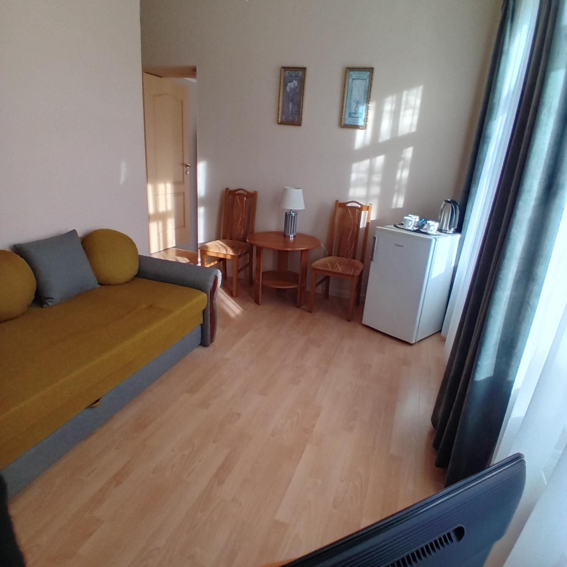 Juras Brize Hotel Ventspils Exterior foto